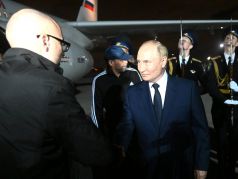 Владимир Путин встречает вернувшихся в результате обмена, 1.08.24. Фото: kremlin.ru